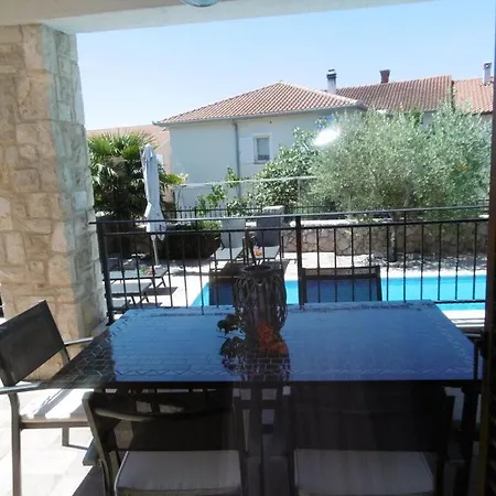Bella Comfortable Villa