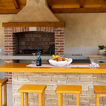 Bella Comfortable Villa