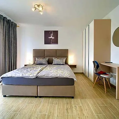 Bella Comfortable * Krk Town