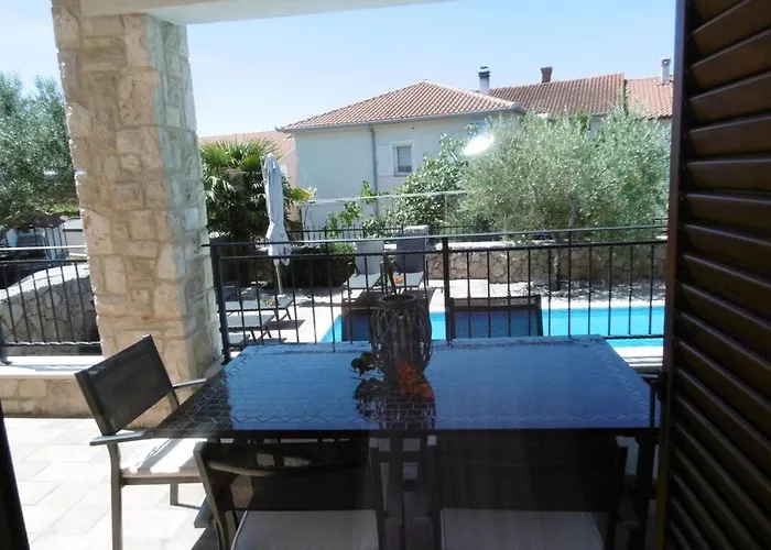 Bella Comfortable Villa