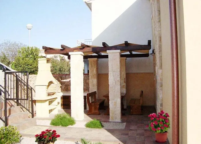 Bella Comfortable * Krk Town